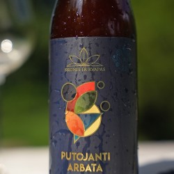 Putojanti arbata JUBILIEJINĖ, 330ml